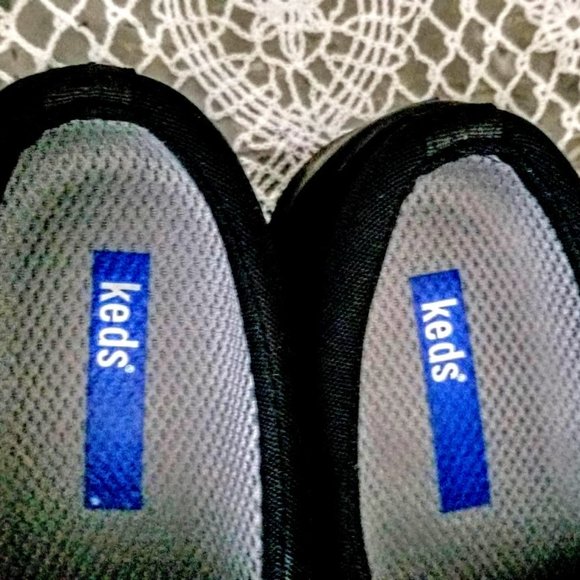 KEDS Black Suede Leather Women's Shoes - Size 8 - NWOT - Picture 2 of 2